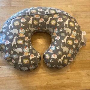 COPY - Boppy Pillow Circus Theme